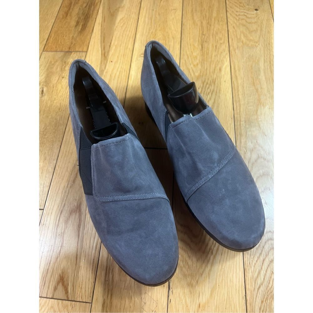 Clarks Womens Grey Loafers Size 10 M